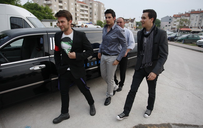 Biograd na Moru, 120510. 
Domacin ovogodisnje dodjele diskografske nagrade Porin je grad Biograd na Moru.
Prve veceri Porina odrzan je koncert pod nazivom Najbolje od Porina, a izvodile su se najbolje pobjednicke pjesme. 
Na slici: Luka Nizetic, Bojan Jam