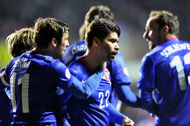 Swansea (Wales), 260313.
Stadion Liberty.
Kvalifikacijska utakmica za Svjetsko prvenstvo u Brazilu 2014. godine, izmedju reprezentacija Walesa i Hrvatske.
Na fotografiji: slavlje nakon pogotka Eduarda Da Silve.
Foto: Boris Kovacev / CROPIX Swansea (Wales), 260313.
Stadion Liberty.
Kvalifikacijska utakmica za Svjetsko prvenstvo u Brazilu 2014. godine, izmedju reprezentacija Walesa i Hrvatske.
Na fotografiji: slavlje nakon pogotka Eduarda Da Silve.
Foto: Boris Kovacev / CROPIX