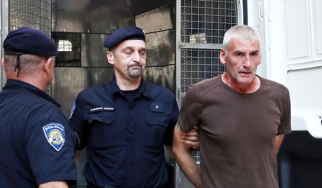 Privođenje muškarca osumnjičenog za bombaške napade na PU zadarsku