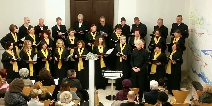 Mješoviti pjevački zbor Condura Croatica