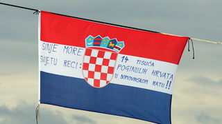 Umag, Savudrija, 071109.
Ribarski konvoj organiziran zbog protivljenja arbitraznom sporazumu sa Slovenijom smatrajuci da bi njegovom primjenom Hrvatska mogla ostati bez dijela svog teritorijalnog mora juznije od crte sredine Savudrijske vale. Prosvjedoval Umag, Savudrija, 071109.
Ribarski konvoj organiziran zbog protivljenja arbitraznom sporazumu sa Slovenijom smatrajuci da bi njegovom primjenom Hrvatska mogla ostati bez dijela svog teritorijalnog mora juznije od crte sredine Savudrijske vale. Prosvjedoval