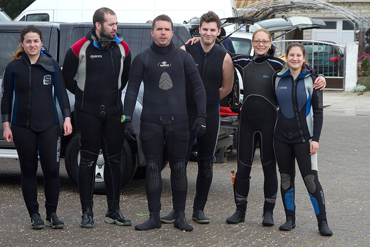 Ekološka akcija čišćenja podmorja u Bibinjama, foto: Leo Banić Ekološka akcija čišćenja podmorja u Bibinjama, foto: Leo Banić