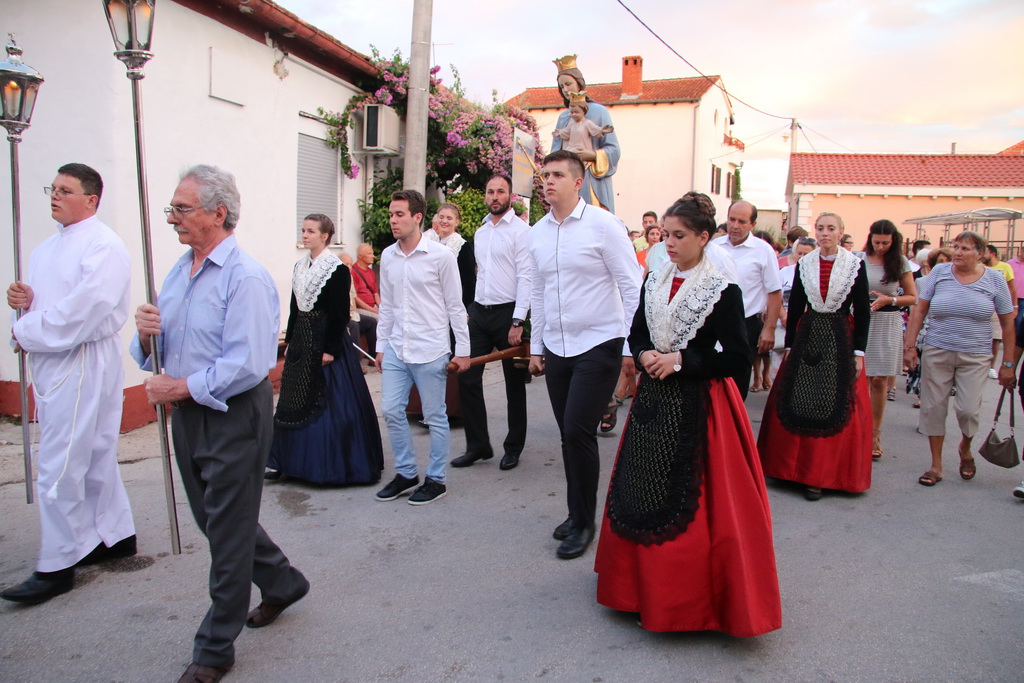 Procesija za blagdan Kraljice mira u Stanovima 22. kolovoza 2016. Procesija za blagdan Kraljice mira u Stanovima 22. kolovoza 2016.