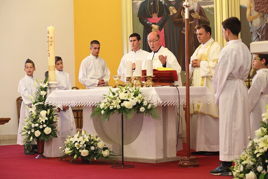 Bibinje: Sakrament Svete potvrde u župnoj crkvi Bibinje: Sakrament Svete potvrde u župnoj crkvi