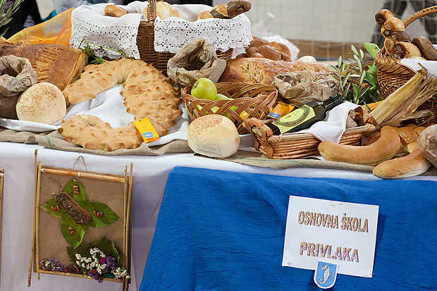 “Dani kruha 2011” u bibinjskoj OŠ “Stjepan Radić”, Foto: Leo Banić