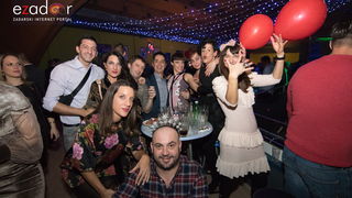 Ludnica u Saturnusu: Najbolji doček u svemiru i šire Ludnica u Saturnusu: Najbolji doček u svemiru i šire