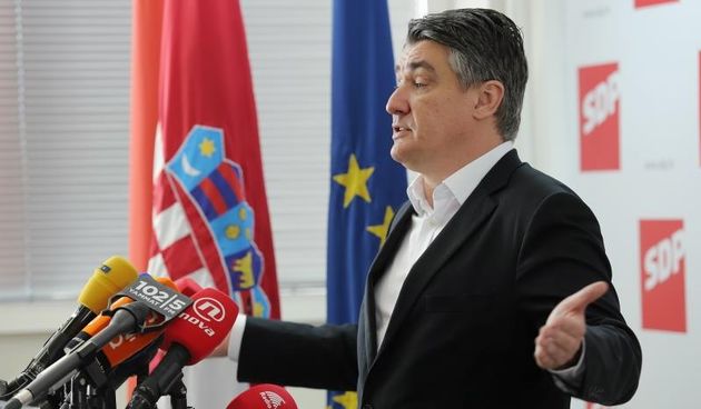 Izvanredna konferencija za medije predsjednika SDP-a Zorana Milanovica. Na konferenciji za medije Zoran Milanovic je potvrdio kako se vise nece kandidirati za sefa SDP-a. Photo: Tomislav Miletic/PIXSELL