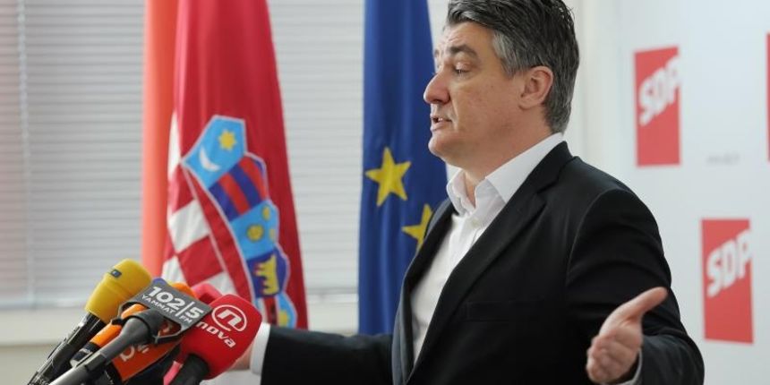 Izvanredna konferencija za medije predsjednika SDP-a Zorana Milanovica. Na konferenciji za medije Zoran Milanovic je potvrdio kako se vise nece kandidirati za sefa SDP-a. Photo: Tomislav Miletic/PIXSELL Izvanredna konferencija za medije predsjednika SDP-a Zorana Milanovica. Na konferenciji za medije Zoran Milanovic je potvrdio kako se vise nece kandidirati za sefa SDP-a. Photo: Tomislav Miletic/PIXSELL