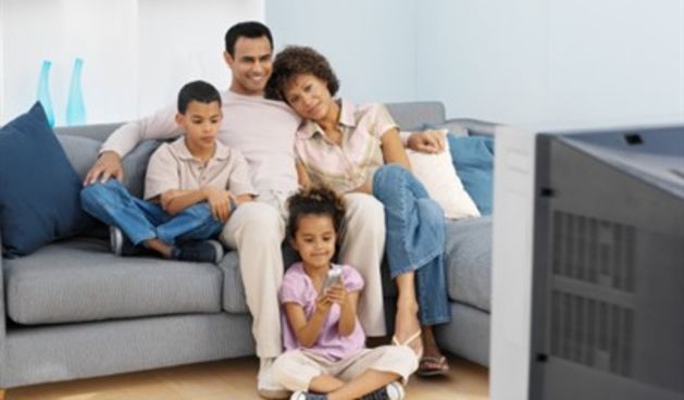 Obitelj pred televizijom (Tportal.hr)