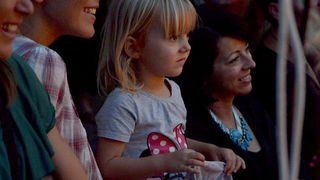 Ružno pače u izvedbi Dragon Teatra Ružno pače u izvedbi Dragon Teatra