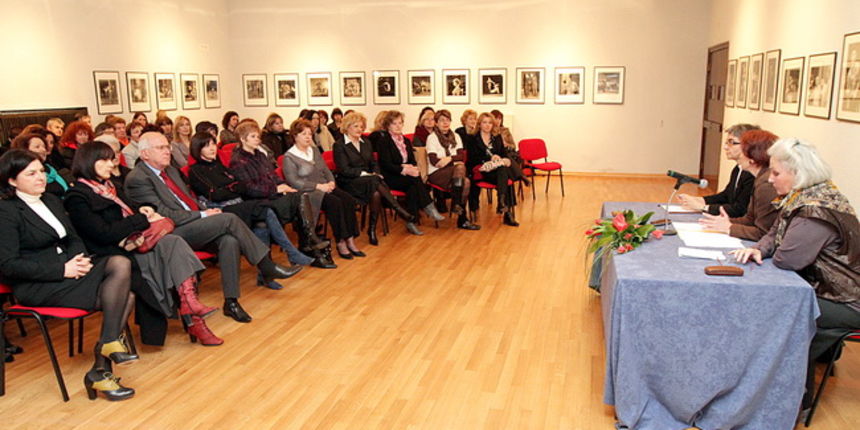 Tribina “Biti zena” u HNK Zadar (Foto: Filip Brala, Zadarski list) Tribina “Biti zena” u HNK Zadar (Foto: Filip Brala, Zadarski list)