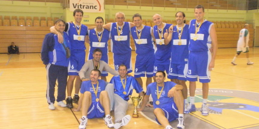 KK Pet Bunara veterani KK Pet Bunara veterani