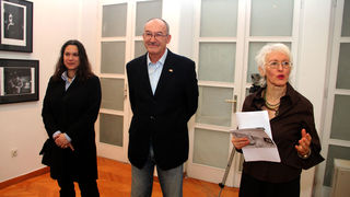 U Galeriji umjetnina predstavljeni “Porterti” Željka Karavide, foto: ezadar U Galeriji umjetnina predstavljeni “Porterti” Željka Karavide, foto: ezadar