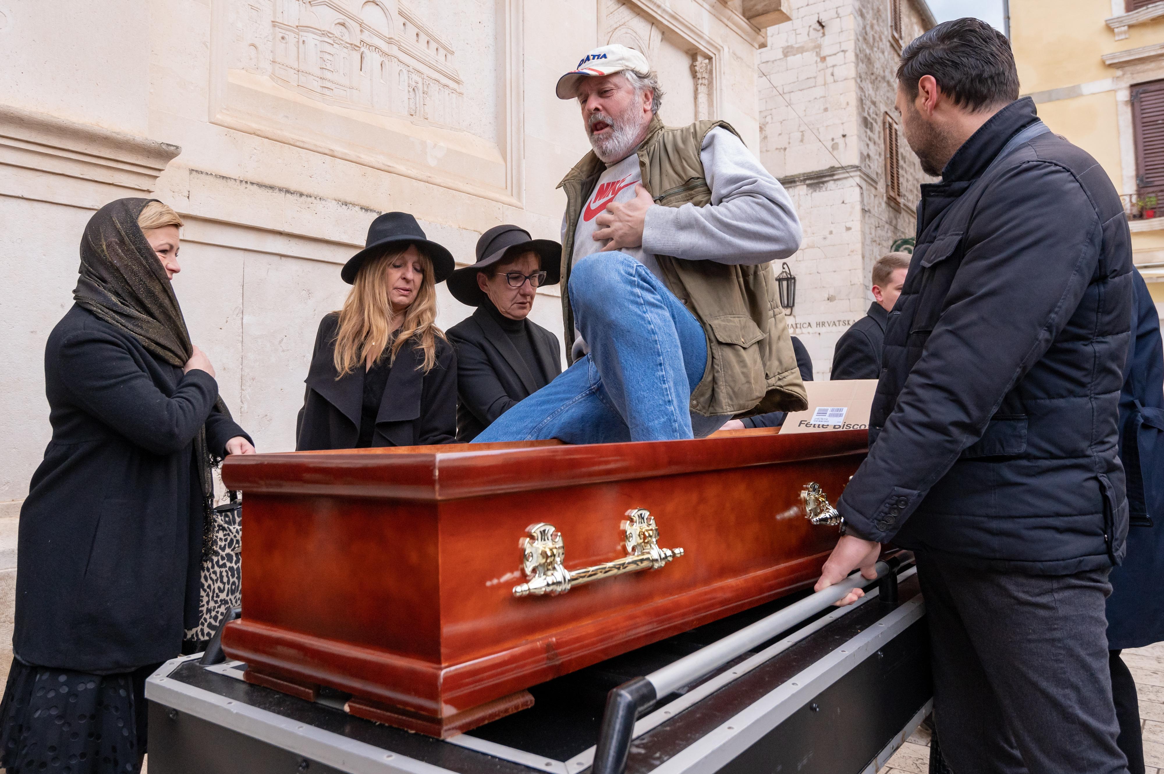 Ričard Enio Meštrović performans Ričard Enio Meštrović performans