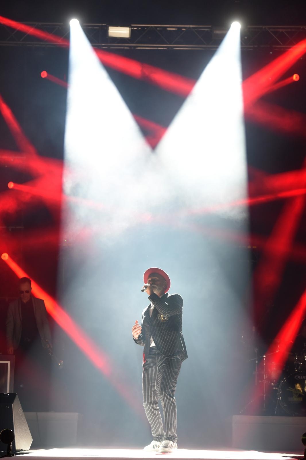 Dino Merlin @ Dvorana Krešimir Ćosić Dino Merlin @ Dvorana Krešimir Ćosić