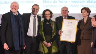 Gradonačelniku Zadra Branku Dukiću uručena povelja UNESCO-a