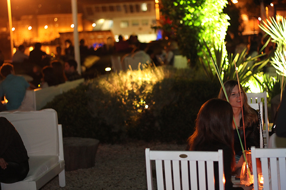 Image 953321 (auto) Image 953321 (auto)