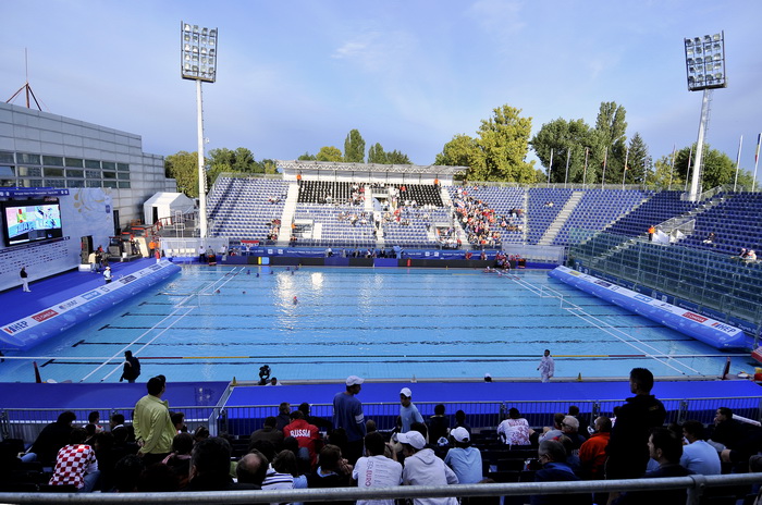 Zagreb, 310810.
Bazen Mladosti, Jarunska 5.
Utakmica zenskog vaterpola u sklopu Europskog prvenstva, izmedju Hrvatske i Rusije.
Na slici: bazen.
Foto: Boris Kovacev / CROPIX Zagreb, 310810.
Bazen Mladosti, Jarunska 5.
Utakmica zenskog vaterpola u sklopu Europskog prvenstva, izmedju Hrvatske i Rusije.
Na slici: bazen.
Foto: Boris Kovacev / CROPIX