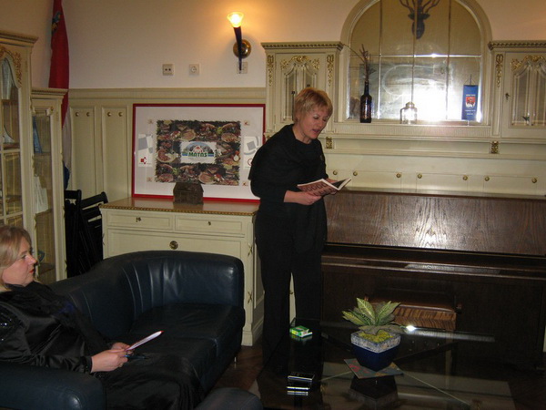 Promocija knjige Nikoline Mojic u Zagrebu Promocija knjige Nikoline Mojic u Zagrebu