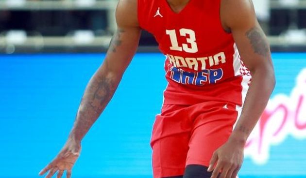 26.08.2015., Arena Zagreb, Zagreb – Pripremni turnir za EuroBasket 2015., Hrvatska – Estonija. Pripremni turnir uoci Eurobasketa 2015 koji ce prvi puta odrzati u cetiri drzave. Hrvatska (Zagreb), Njemacka (Berlin), Litvija (Riga) i Francuska (Montpellier)