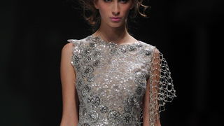 Zagreb, 290911.
Velesajam, paviljon 5.
Modne revije i poznati na Dove Fashion.hr proljece ljeto 2012. Prvi dan su izlagali kreatori Ivica Skoko, Martina Felja, AMDS by ALDUK i IK STUDIO.
Na slici: kreacije Ivica Skoko.
Foto: Srdjan Vrancic / CROPIX Zagreb, 290911.
Velesajam, paviljon 5.
Modne revije i poznati na Dove Fashion.hr proljece ljeto 2012. Prvi dan su izlagali kreatori Ivica Skoko, Martina Felja, AMDS by ALDUK i IK STUDIO.
Na slici: kreacije Ivica Skoko.
Foto: Srdjan Vrancic / CROPIX