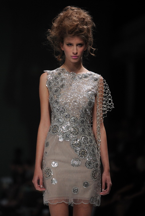 Zagreb, 290911.
Velesajam, paviljon 5.
Modne revije i poznati na Dove Fashion.hr proljece ljeto 2012. Prvi dan su izlagali kreatori Ivica Skoko, Martina Felja, AMDS by ALDUK i IK STUDIO.
Na slici: kreacije Ivica Skoko.
Foto: Srdjan Vrancic / CROPIX Zagreb, 290911.
Velesajam, paviljon 5.
Modne revije i poznati na Dove Fashion.hr proljece ljeto 2012. Prvi dan su izlagali kreatori Ivica Skoko, Martina Felja, AMDS by ALDUK i IK STUDIO.
Na slici: kreacije Ivica Skoko.
Foto: Srdjan Vrancic / CROPIX