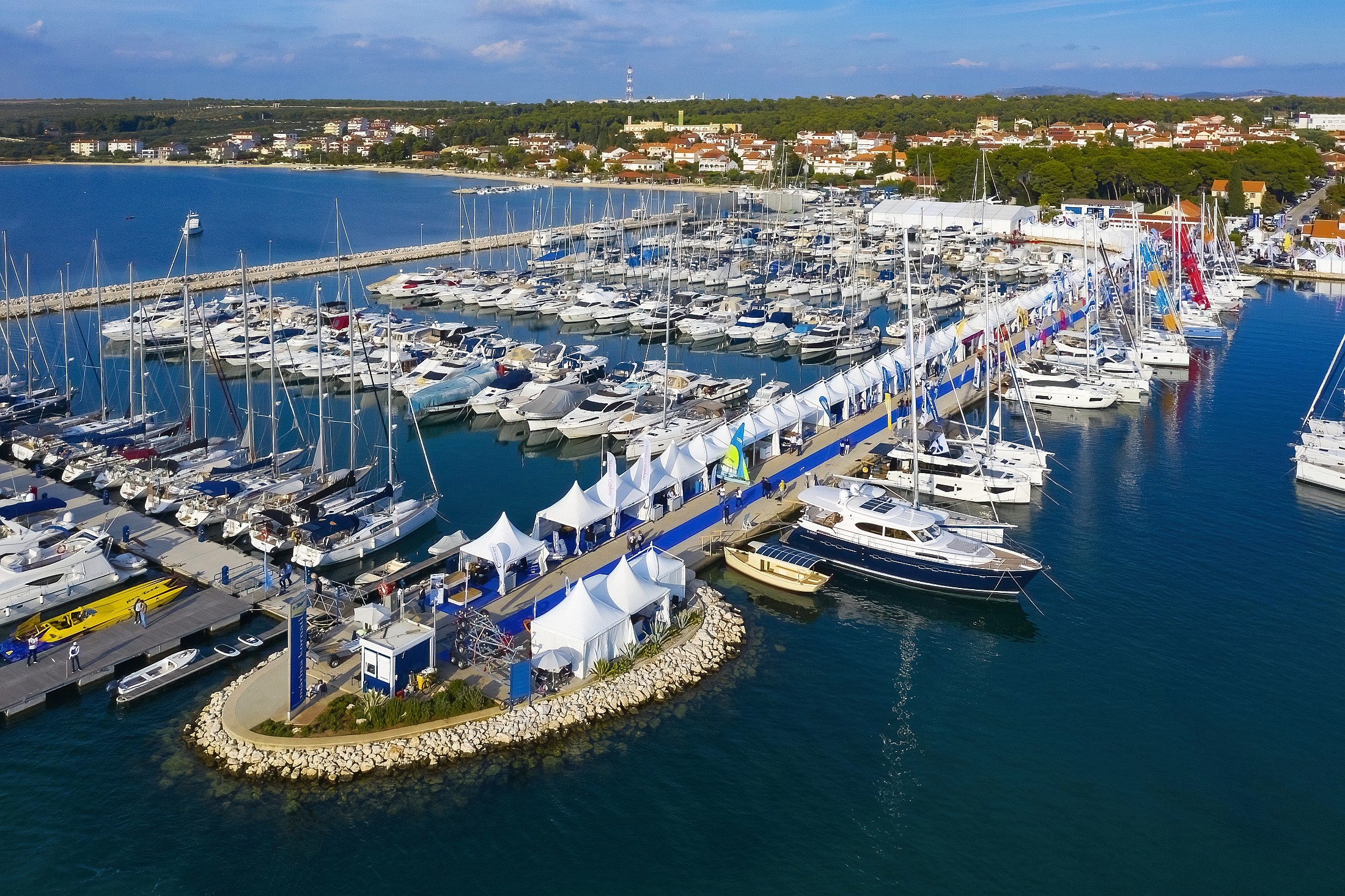 Drugog dana Biograd Boat Show-a počeo 3. Croatia Charter Expo Drugog dana Biograd Boat Show-a počeo 3. Croatia Charter Expo