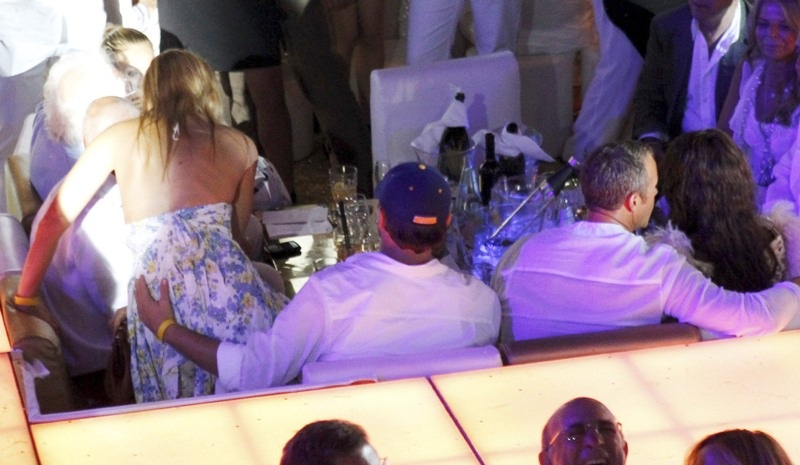 Bar Rafaeli i Leonardo Di Caprio u Sardiniji (Index.hr)