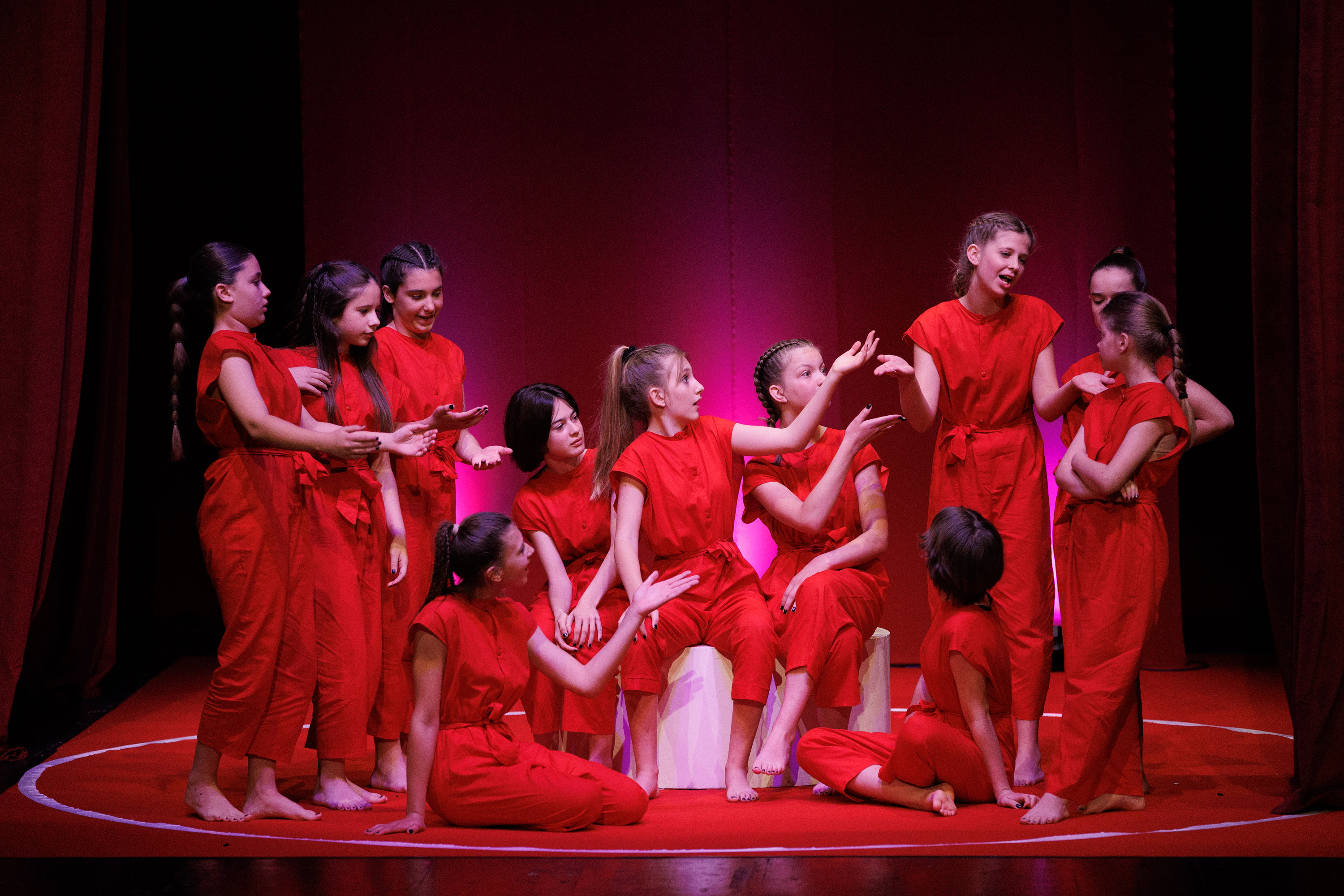 Igrajmo se: Zabranjeno mlađima od 15 strana A