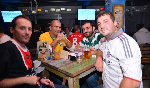 Famous Bar: 1. kolo Lige sportskog kviza “Nogometne ikone” 27. listopada 2016. Foto. Iva Perinčić