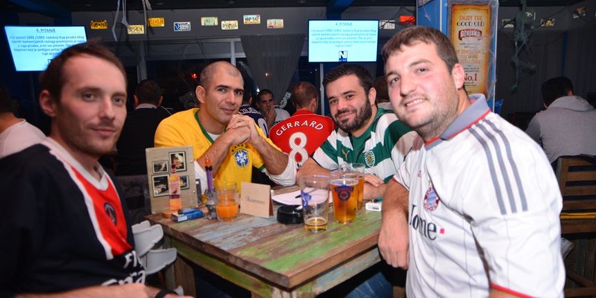Famous Bar: 1. kolo Lige sportskog kviza “Nogometne ikone” 27. listopada 2016. Foto. Iva Perinčić