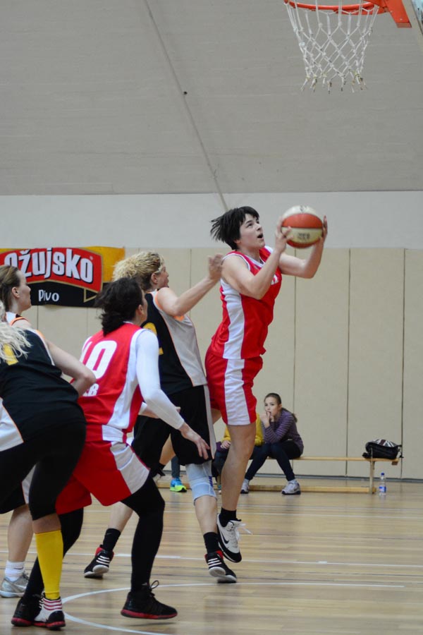 3. OTP masters veterana, Ž 40+: Split – Novi Sad 47-35, Foto: Iva Perinčić 3. OTP masters veterana, Ž 40+: Split – Novi Sad 47-35, Foto: Iva Perinčić