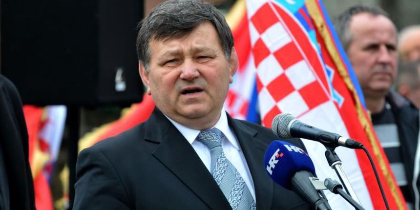 01.03.2014., Pakrac – Nizom manifestacija Pakracani obiljezli sjecanje na pocetak Domovinskog rata u njihovom naselju. Mladen Markac. Photo: Dusan Mirkovic/PIXSELL 01.03.2014., Pakrac – Nizom manifestacija Pakracani obiljezli sjecanje na pocetak Domovinskog rata u njihovom naselju. Mladen Markac. Photo: Dusan Mirkovic/PIXSELL