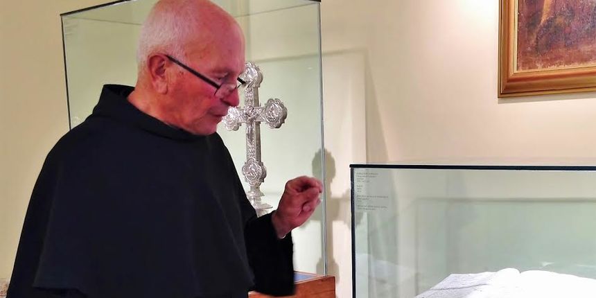 Gvardijan samnostana sv. Pavla Pustinjaka fra Božo Sučić Gvardijan samnostana sv. Pavla Pustinjaka fra Božo Sučić