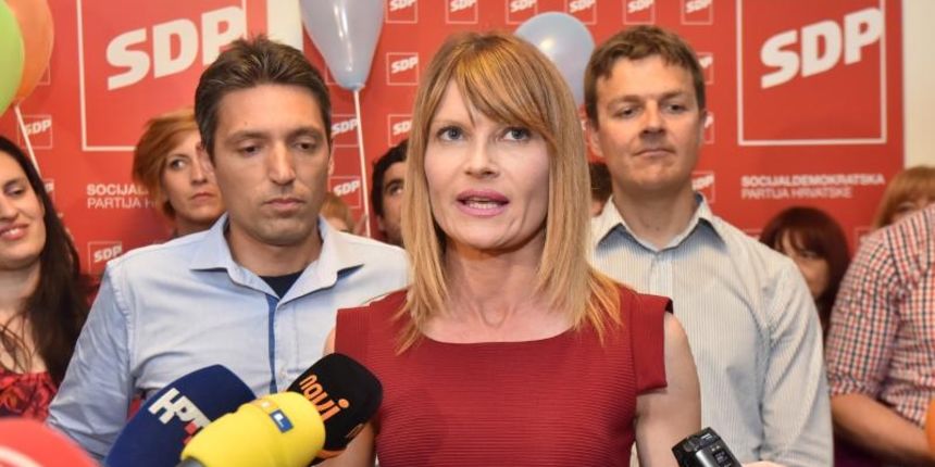 Sabina Glasovac i izborni stožer SDP-a Sabina Glasovac i izborni stožer SDP-a