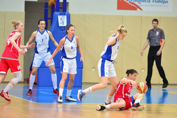 SC Višnjik, dvorana 3. Finale doigravanja za prvaka Hrvatske: ŽKK Zadar – ŽKK Medveščak 54-76 SC Višnjik, dvorana 3. Finale doigravanja za prvaka Hrvatske: ŽKK Zadar – ŽKK Medveščak 54-76