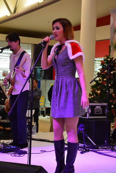 Supernova: Božićni koncert Ivane Kindl i posjet Djeda Božićnjaka, Foto: Iva Perinčić Supernova: Božićni koncert Ivane Kindl i posjet Djeda Božićnjaka, Foto: Iva Perinčić