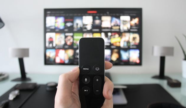 Vjerojatno se veselite ogromnom ekranu u hotelu, ali daljinski upravljači jednostavno su puni bakterija.Stotine ljudi diralo je upravljač, a osoblje ne obraća puno pažnje na upravljač. Pokazalo se da su wc školjke i upravljač jednako prljavi