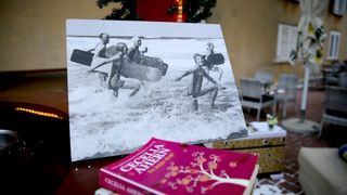 Blagdanski uređena otvorena terasa kafića Kult, Photo: Filip Brala/PIXSELL