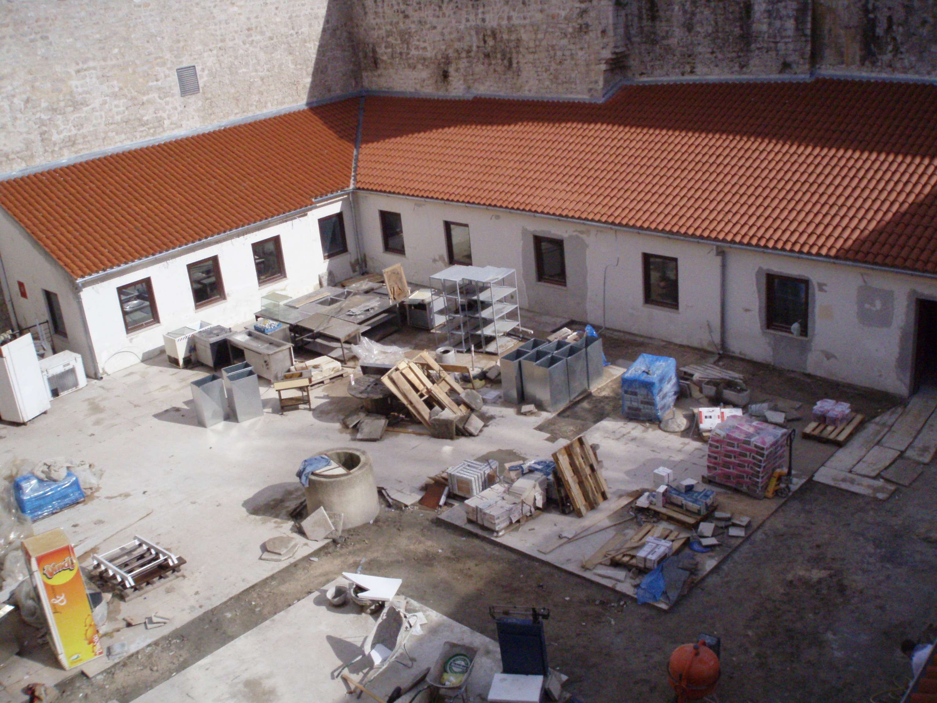 OLYMPUS DIGITAL CAMERA OLYMPUS DIGITAL CAMERA