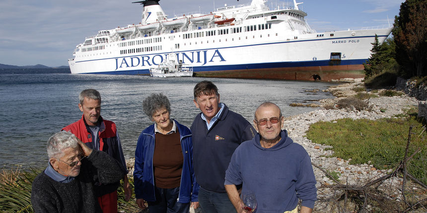 Nasukani trajekt(Foto:Marija Mihic / CROPIX) Nasukani trajekt(Foto:Marija Mihic / CROPIX)