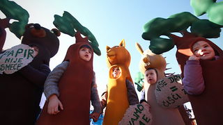 Karnevalić Radija 057, 16. veljače 2012, Foto: Saša Čuka Karnevalić Radija 057, 16. veljače 2012, Foto: Saša Čuka