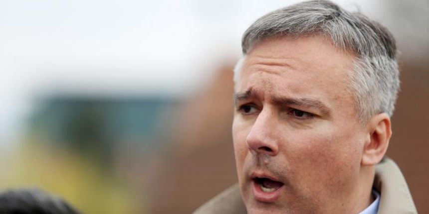 Predsjednik Gradske skupstine Grada Zagreba, Darinko Kosor, obisao je kuce u naselju Trnje koje cekaju legalizaciju. Darinko Kosor. Photo: Borna Filic/PIXSELL