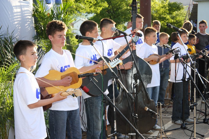 HDZ-ov predizborni skup u Gračacu (Foto: P. Sikirić)