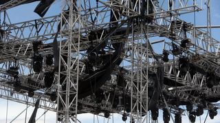 Olujna bura poharala plažu Zrće. Photo: Dalibor Urukalović/PIXSELL