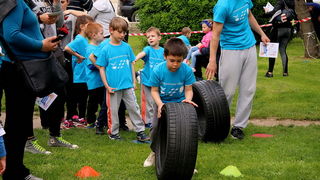 Sportska manifestacija za djecu “1000 koraka kroz 1000 ulica” SŠ “Loptica” Sportska manifestacija za djecu “1000 koraka kroz 1000 ulica” SŠ “Loptica”