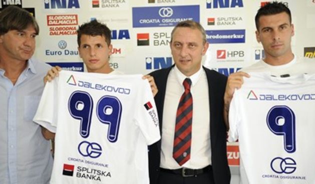 Ahmad i Anas Sharbini (CROPIX)