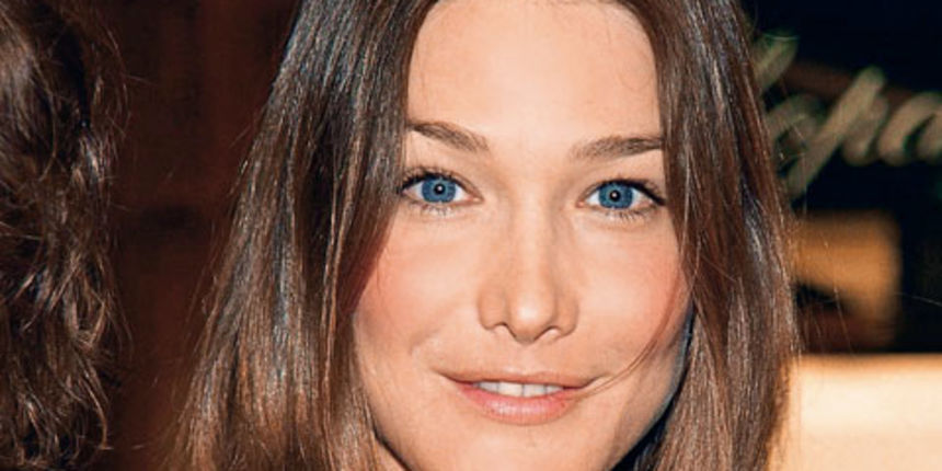 Nakon što se udala za francuskog predsjednika Nicolasa Sarkozyja i počela se redovito pojavljivati u javnosti, Carla Bruni, ta nekad zanosna brineta plavih očiju počela je koketirati s filerima i botoksom, foto: Sipa/Gloria Nakon što se udala za francuskog predsjednika Nicolasa Sarkozyja i počela se redovito pojavljivati u javnosti, Carla Bruni, ta nekad zanosna brineta plavih očiju počela je koketirati s filerima i botoksom, foto: Sipa/Gloria