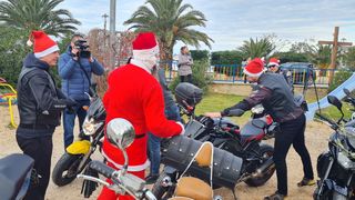 Bibinje: Moto mrazovi razveselili mališane Bibinje: Moto mrazovi razveselili mališane