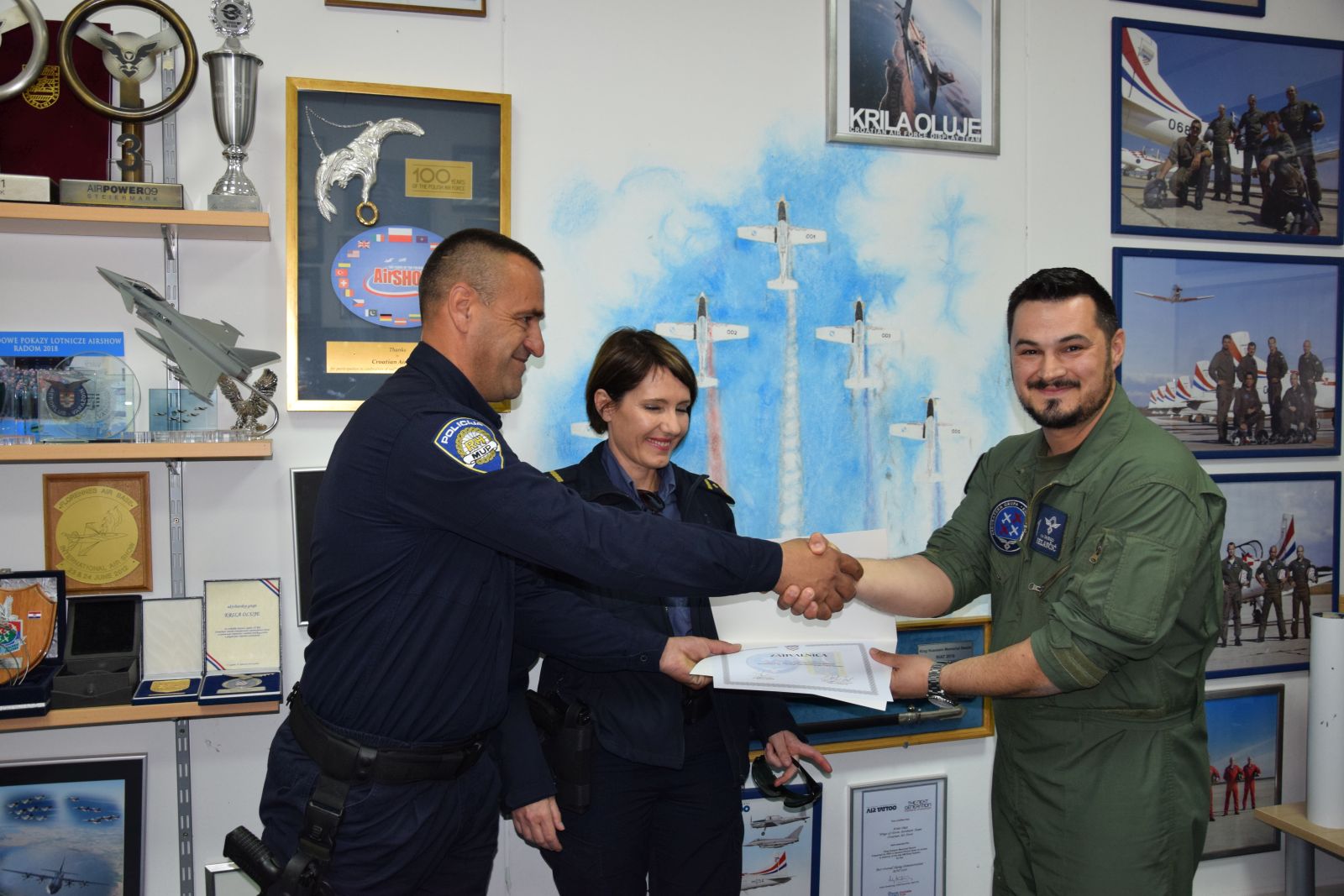 “Krila Oluje” dodijelila zahvalnice zadarskim institucijama